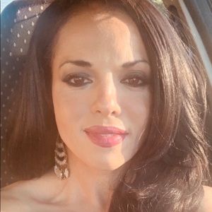 Meet your Posher, Tara